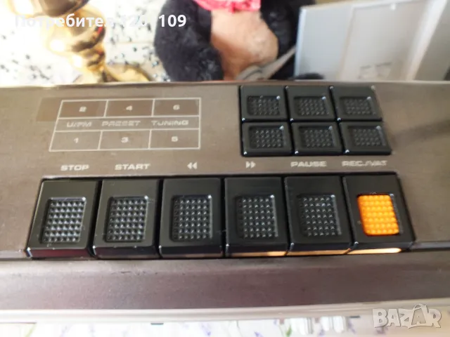 GRUNDIG RR-900, снимка 11 - Радиокасетофони, транзистори - 49539811