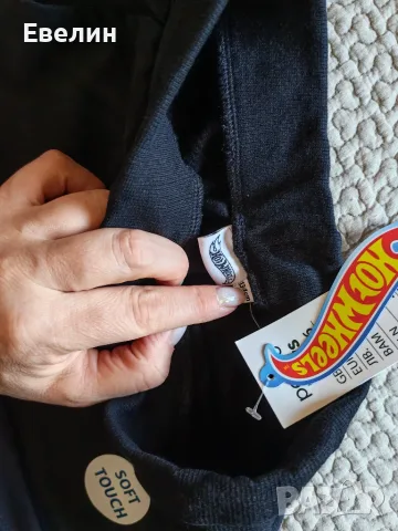 Долнище Hot wheels 134 см, снимка 2 - Детски анцузи и суичери - 56322165