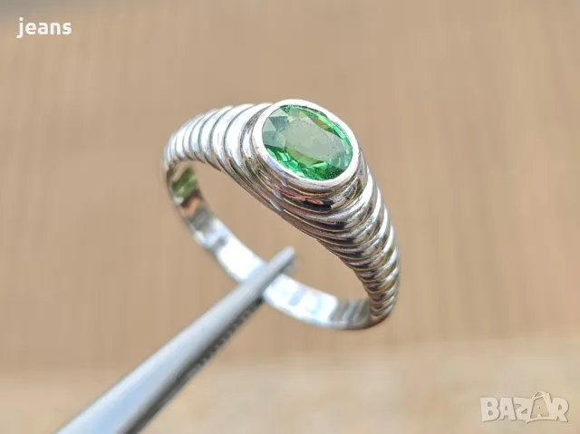 Рядък камък! Пръстен бяло злато 18к Гранат цаворит