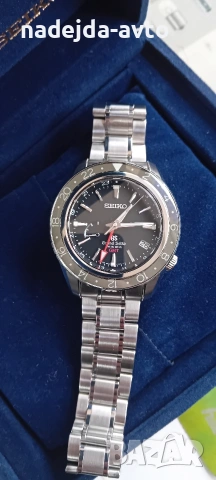 Grand Seiko Sport CollectionSpring Drive Gmt Grand Seiko Full set Sport Collection GMT SBGE001 , снимка 10 - Мъжки - 53230151