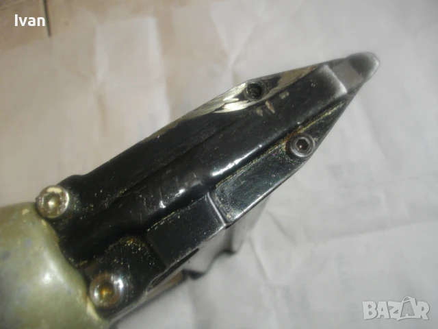 MAX ПНЕВМАТИЧЕН ТАКЕР ЗА ПИРОНИ ДО 50мм ПРОФЕСИОНАЛЕН С ДУРАЛУМИНИЙ ПЪЛНИТЕЛ, снимка 13 - Други инструменти - 51010654