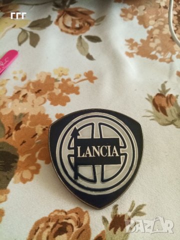 Продавам оригинална емблема от Lancia Beta 1972г.