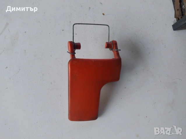 Дръжка Преден Капак За Форд Фиеста 1997г. / Ford Fiesta 1997y