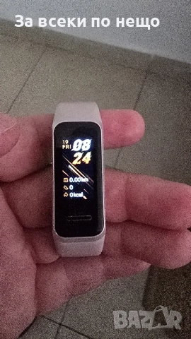  Фитнес гривна BAND 4 69, снимка 2 - Смарт гривни - 51764395
