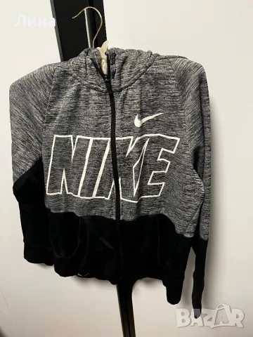 Горнище оригинално Nike , снимка 1 - Суичъри - 49106741