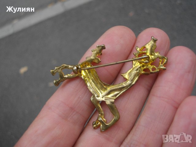 СТАРА БРОШКА ЕЛЕН С ЕМАЙЛ, снимка 4 - Антикварни и старинни предмети - 42124779