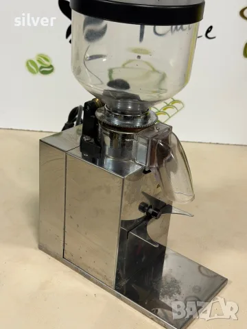 Кафе мелачка за кафе Demoka Mini Moka (GR-0203) , снимка 4 - Кафемашини - 55967397