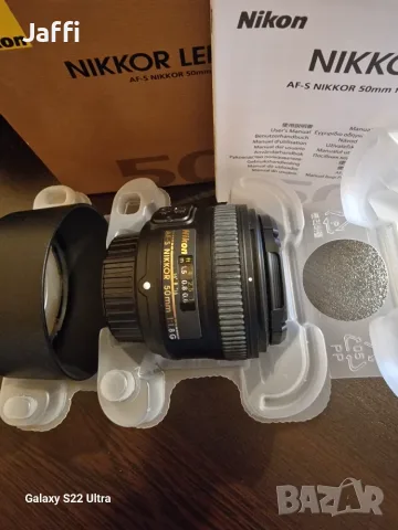 Като нов! Комплект Nikon D3300 на само 1821 кадъра + 2 обектива, статив, чанта и аксесоари., снимка 7 - Фотоапарати - 55754034