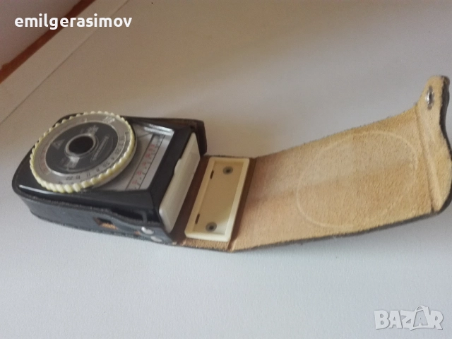 Настолен часовник H.SAMUEL и два светломера., снимка 18 - Антикварни и старинни предмети - 37481317