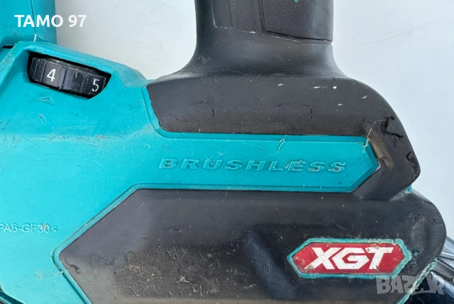 Makita HR 004G - Мощен безчетков перфоратор 2x40V 4.0Ah, снимка 4 - Перфоратори - 54140065