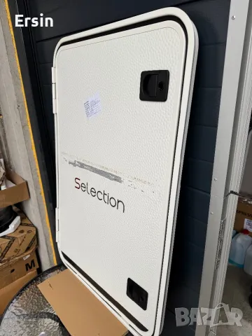 Оригинална багажна врата за Каравана Fendt (На средната част се слага лайсна) Цена 650.00 лева, снимка 7 - Къмпинг мебели - 48450313