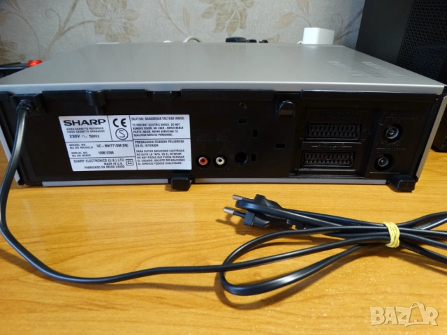 SHARP VC-MH771SM, снимка 9 - Плейъри, домашно кино, прожектори - 54173512