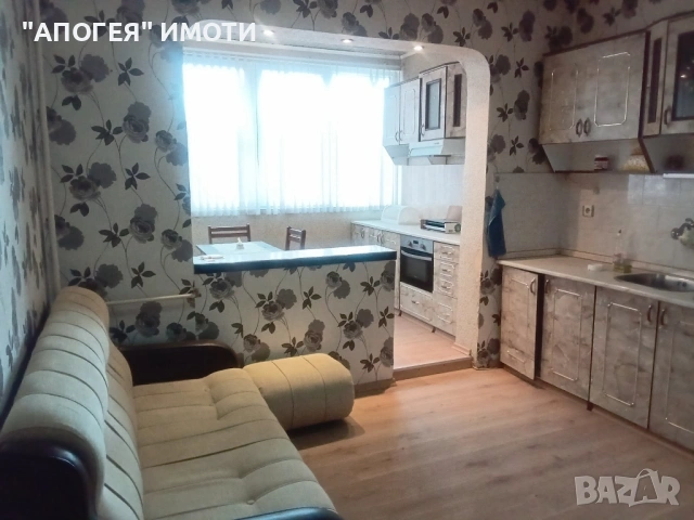 70 кв.м обзаведен Апартамент, в началото на кв. Изгрев с голяма Изба, снимка 3 - Апартаменти - 54250546
