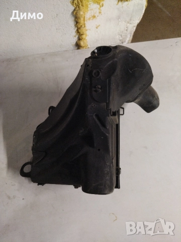 кутия въздушен филтър бмв е90 е91 bmw e90 e91, снимка 3 - Части - 51552764