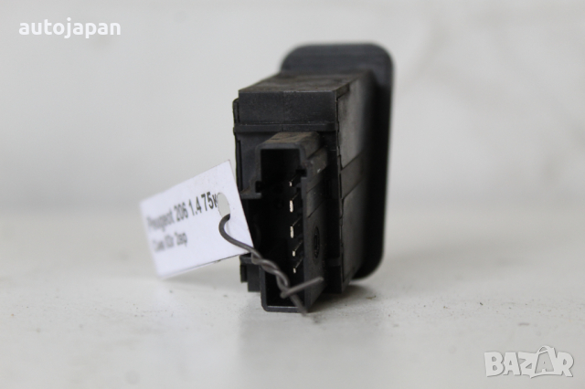 Копче, бутон регулиране фарове Пежо 206 1.4 75кс 2врати 03г Peugeot 206 1.4 75hp 2003, снимка 2 - Части - 44778850