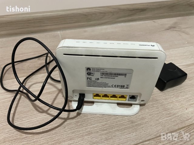 рутер Huawei , снимка 2 - Рутери - 32087463