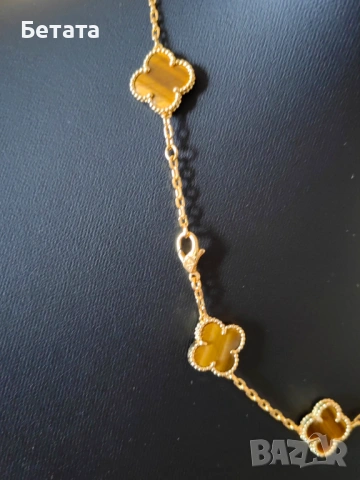 Златно дамско колие с 10 детелини от тигрово око, Van Cleef & Arpels, снимка 5 - Колиета, медальони, синджири - 54357355
