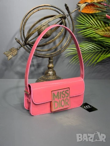 чанти christian dior , снимка 9 - Чанти - 50684574