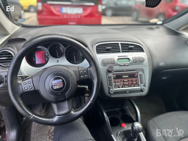 Сеат Алтеа, снимка 8 - Автомобили и джипове - 53975735