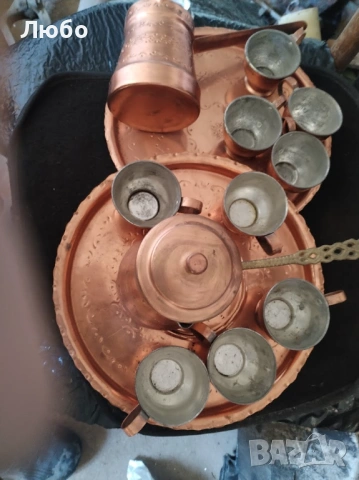 Продавам разни стари, легени, медни подноси и джезвета, кани, чаши, тави., снимка 2 - Други - 49878586