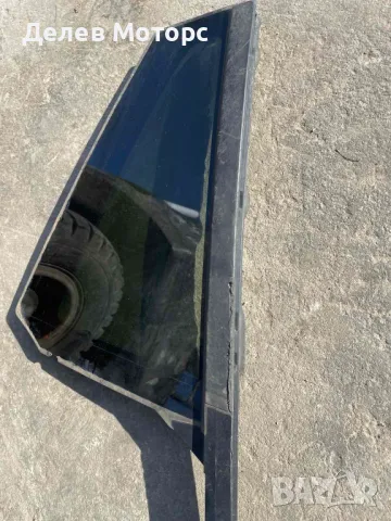 43R000177 задно дясно триъгълно стъкло във врата от BMW X1 F48 X DRIVE 20i, 192 h.p.