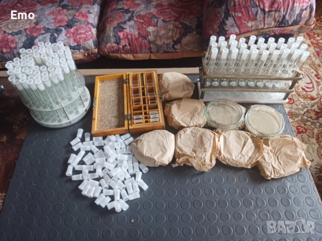 Стъклени колби най различни , снимка 2 - Медицински консумативи - 54321069