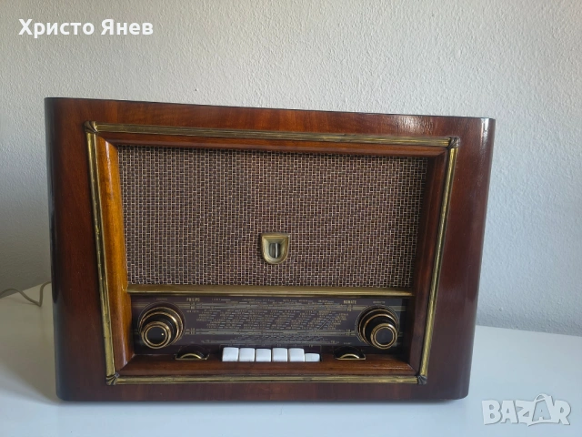 Филипс BDK 467A - Sonata, снимка 2 - Радиокасетофони, транзистори - 54119330