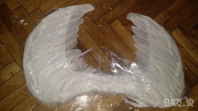 Ангелски крила ,бели, естествени пера.два еазмера 55\43 и 44\33см. , снимка 3 - Други - 41539989
