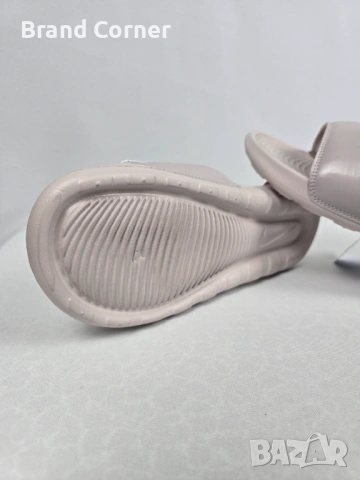 Нови чехли Nike - Victori One Slide - размер 40.5, снимка 6 - Чехли - 54339147