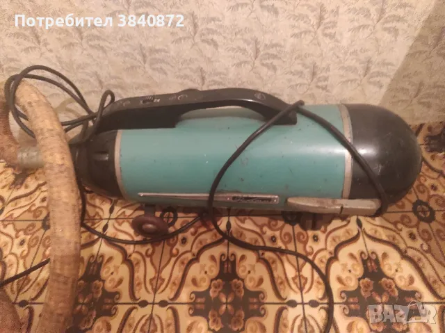 ретро прахосмукачка , снимка 4 - Антикварни и старинни предмети - 48775804