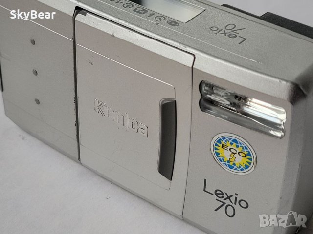 Компактен аналогов апарат Konica lexio 70, снимка 2 - Фотоапарати - 40440848