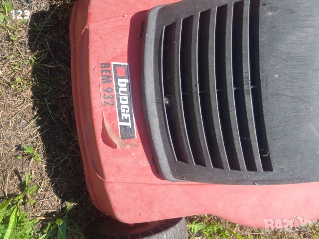 Косачка електрическа Budget BEM 932 на части, снимка 9 - Градинска техника - 52287163