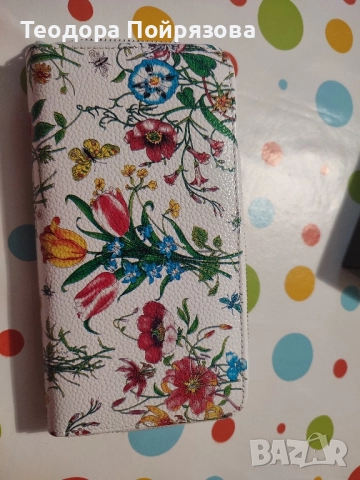 Дамски портфейл , снимка 2 - Портфейли, портмонета - 51498554