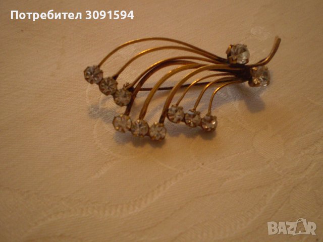 Арт Деко брошка жълт метал Чешки кристал