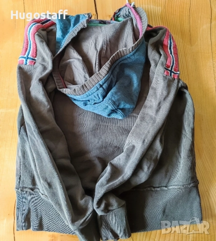 Оригинално Napapijri Hoodie суитчър качулка горнище худи М, снимка 2 - Спортни дрехи, екипи - 52084762