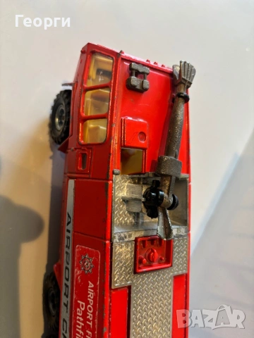 Corgi Метално камионче пожарна, снимка 6 - Колекции - 53923458