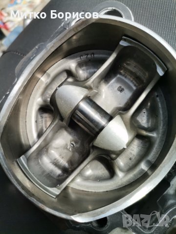 Цилиндър и бутало Yamaha yzf450, снимка 5 - Части - 40874402