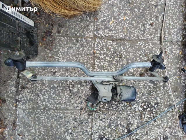 Мотор + Механизъм Предни Чистачки За Рено Клио 2 2003г / Renault Clio 2 2003y