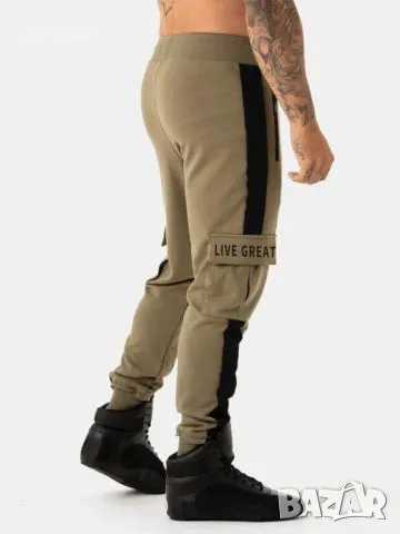 Много ефектен мъжки карго панталон размер М нов, снимка 3 - Панталони - 50305880