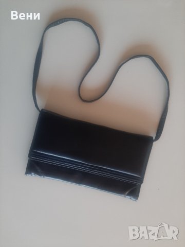 Дамска чантичка със сваляща дръжка, снимка 1 - Чанти - 38359893