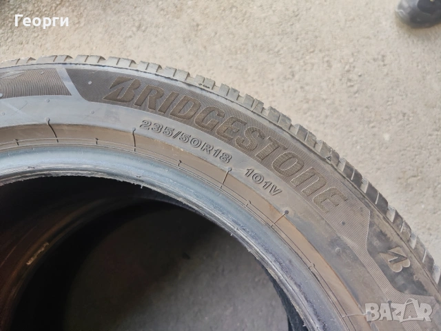 2бр.зимни гуми 235/50/18 Bridgestone, снимка 3 - Гуми и джанти - 54186164