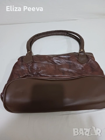 Чанта от Мека естествена кожа, снимка 4 - Чанти - 53222614