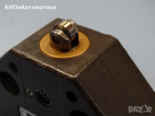 краен изключвател EUCHNER N1AR limit switch 10A 250VAC, снимка 6 - Резервни части за машини - 37719297