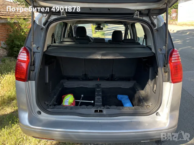 Продавам Peugeot 5008, снимка 9 - Автомобили и джипове - 55727474