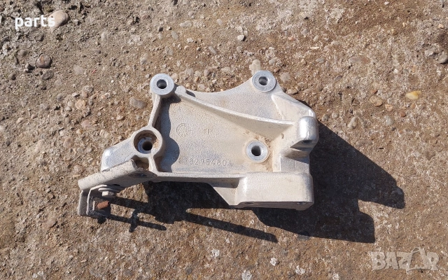 Стойка Генератор Пежо Партнер 1.6 Бензин - Ситроен Берлинго - 9638295480, снимка 2 - Части - 53879287