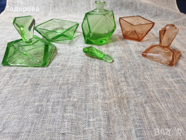 Лот от съдове от цветно стъкло , снимка 7 - Антикварни и старинни предмети - 42852047