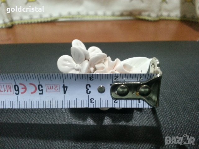 Стар български костен порцелан брошка , снимка 2 - Антикварни и старинни предмети - 42867533