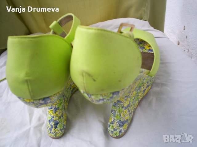 много ефектни обувки на Рикардо Фарини, снимка 3 - Дамски елегантни обувки - 38776790