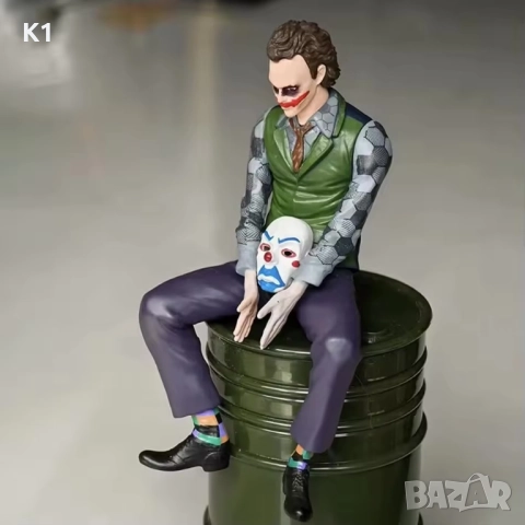 Фигурка на Жокера /The Jocker 25см, снимка 3 - Фигурки - 52517223