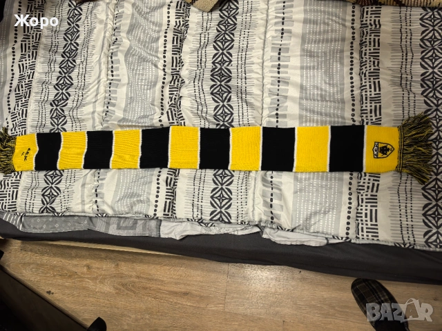  Футболни шалове, снимка 12 - Фен артикули - 50421691